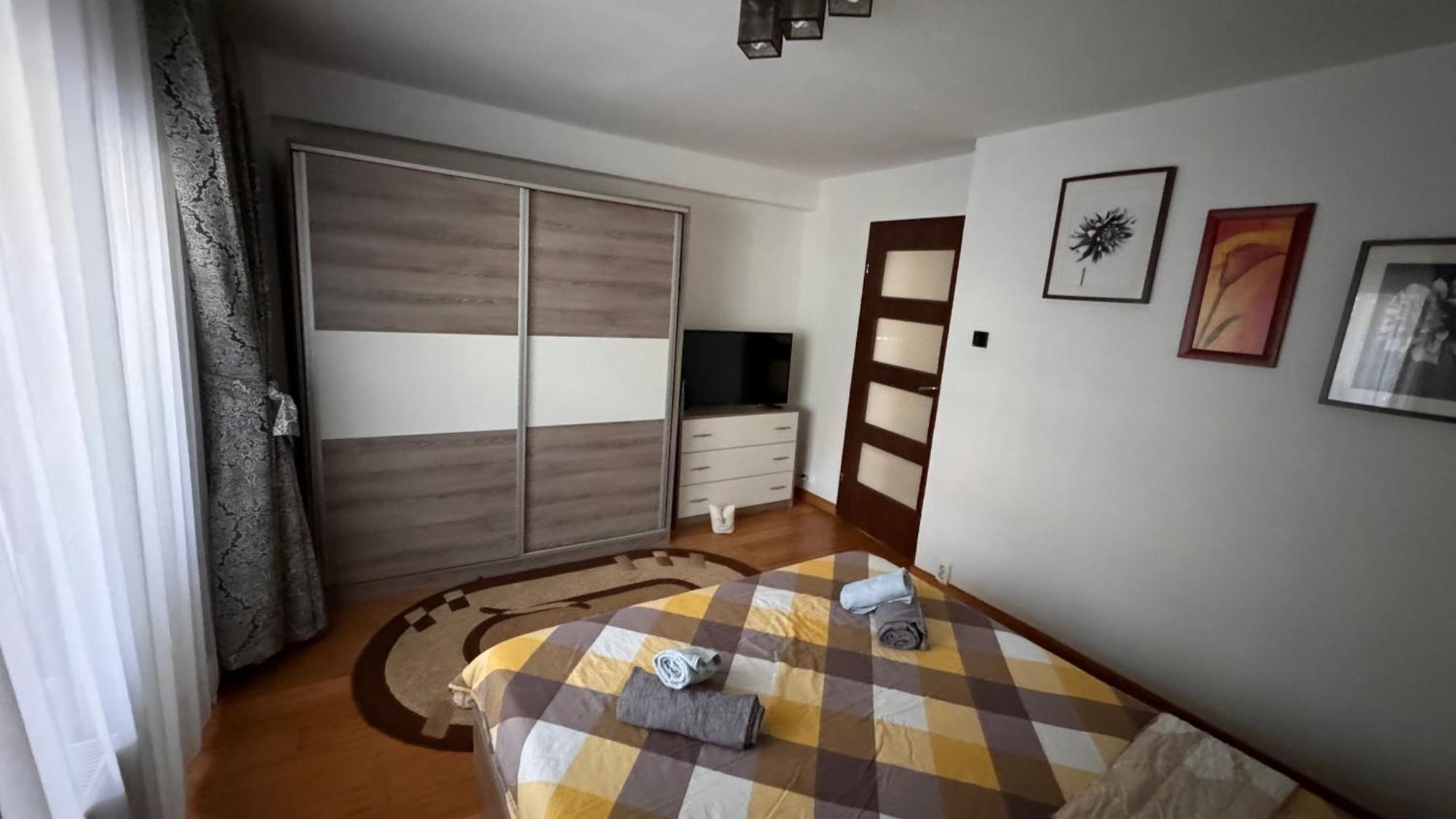 Apartament 3 Camere Otopeni Eksteriør bilde